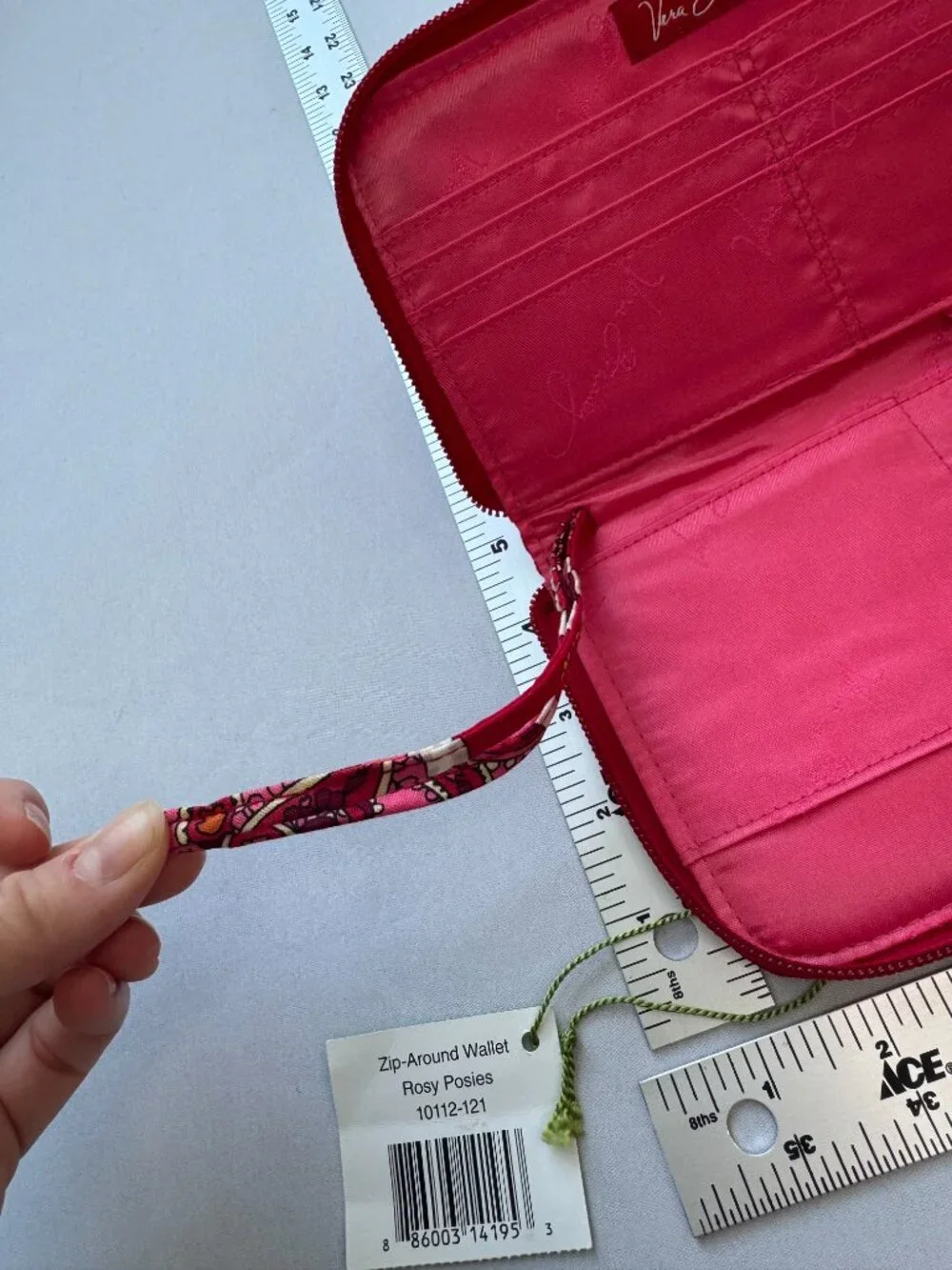 Vera Bradley Zip-Around Wallet Wristlet Rosy Posies NWT - Picture 6 of 10